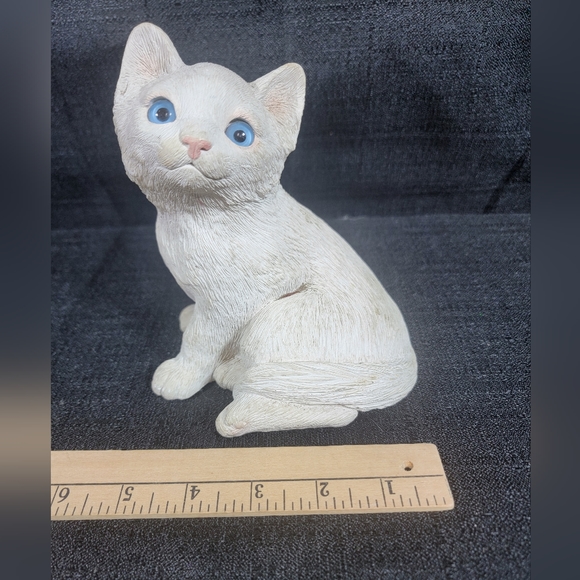 Vintage Sandra Brue Sandicast White Sitting Kitten Figurine - Picture 2 of 7